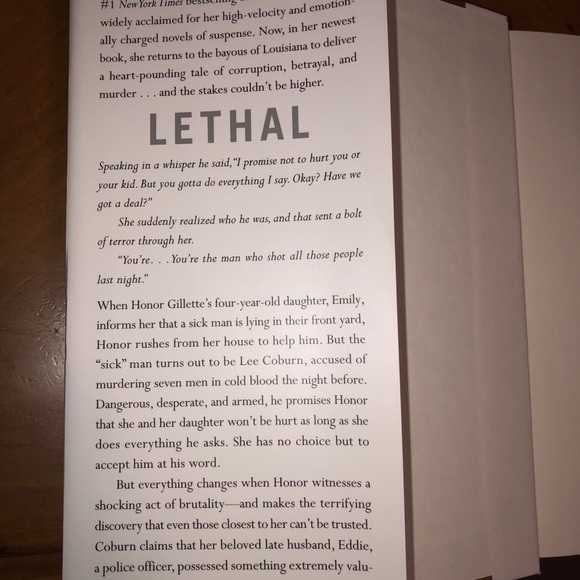 Sandra Brown Lethal. 2011 Hardcover - Picture 3 of 8